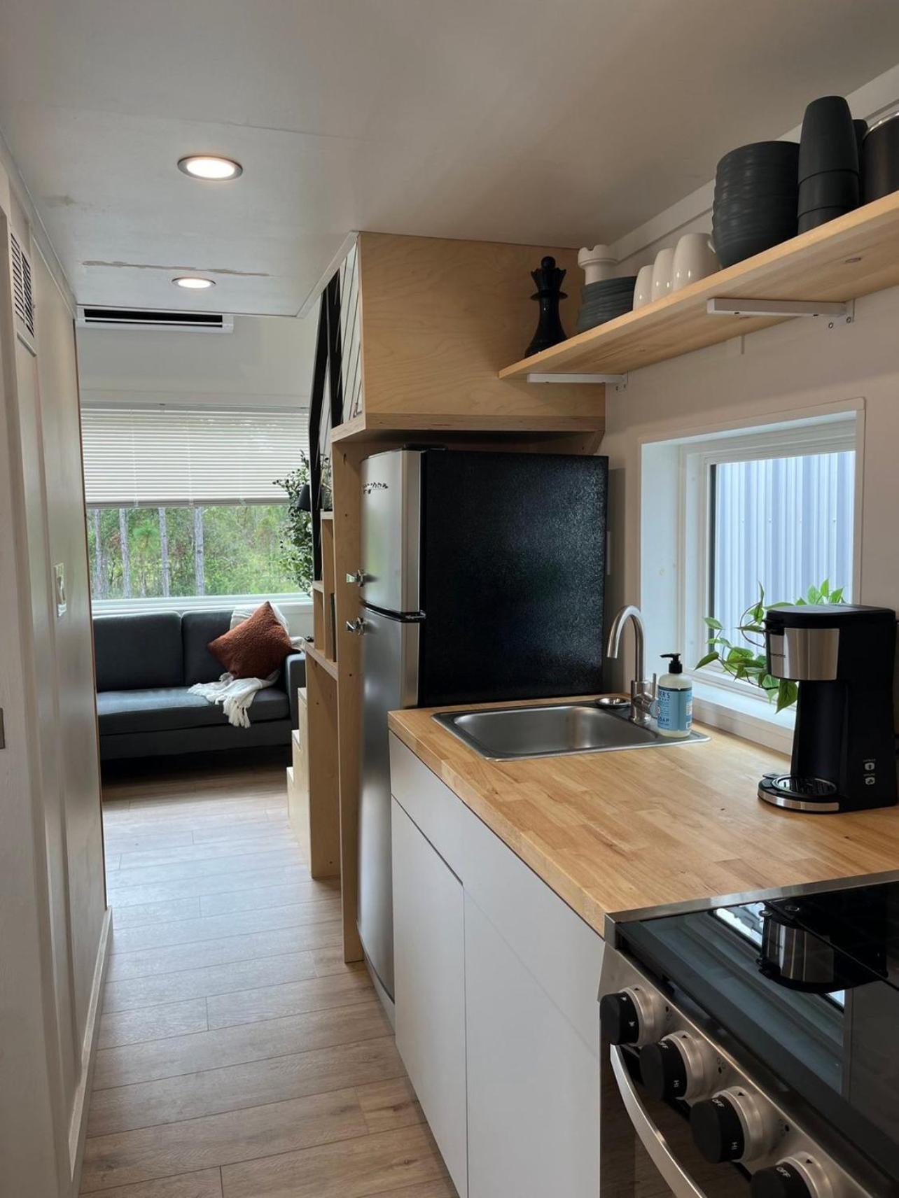 The Mockingbird Tiny Home ペリー エクステリア 写真